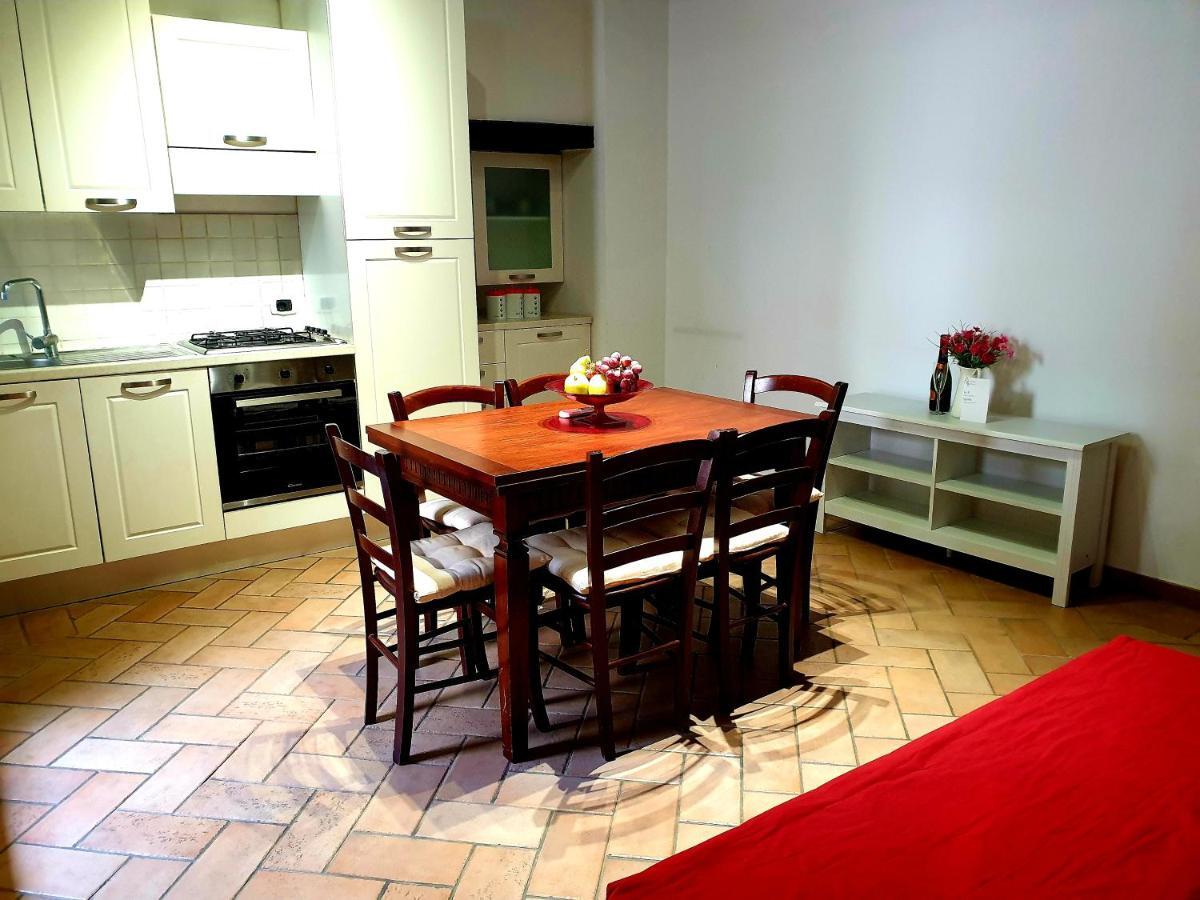Belladonna Guesthouse Castiglione d'Orcia Luaran gambar